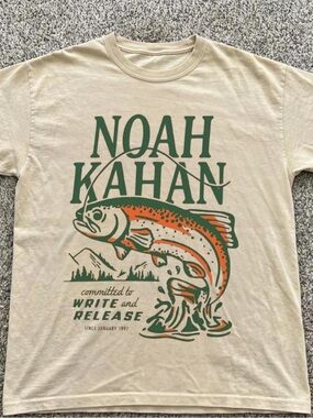 Gildan Offwhite Noah Kahan Graphic T-Shirt